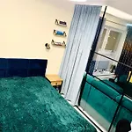 Caloroczny Apartament Perlowa Przystan